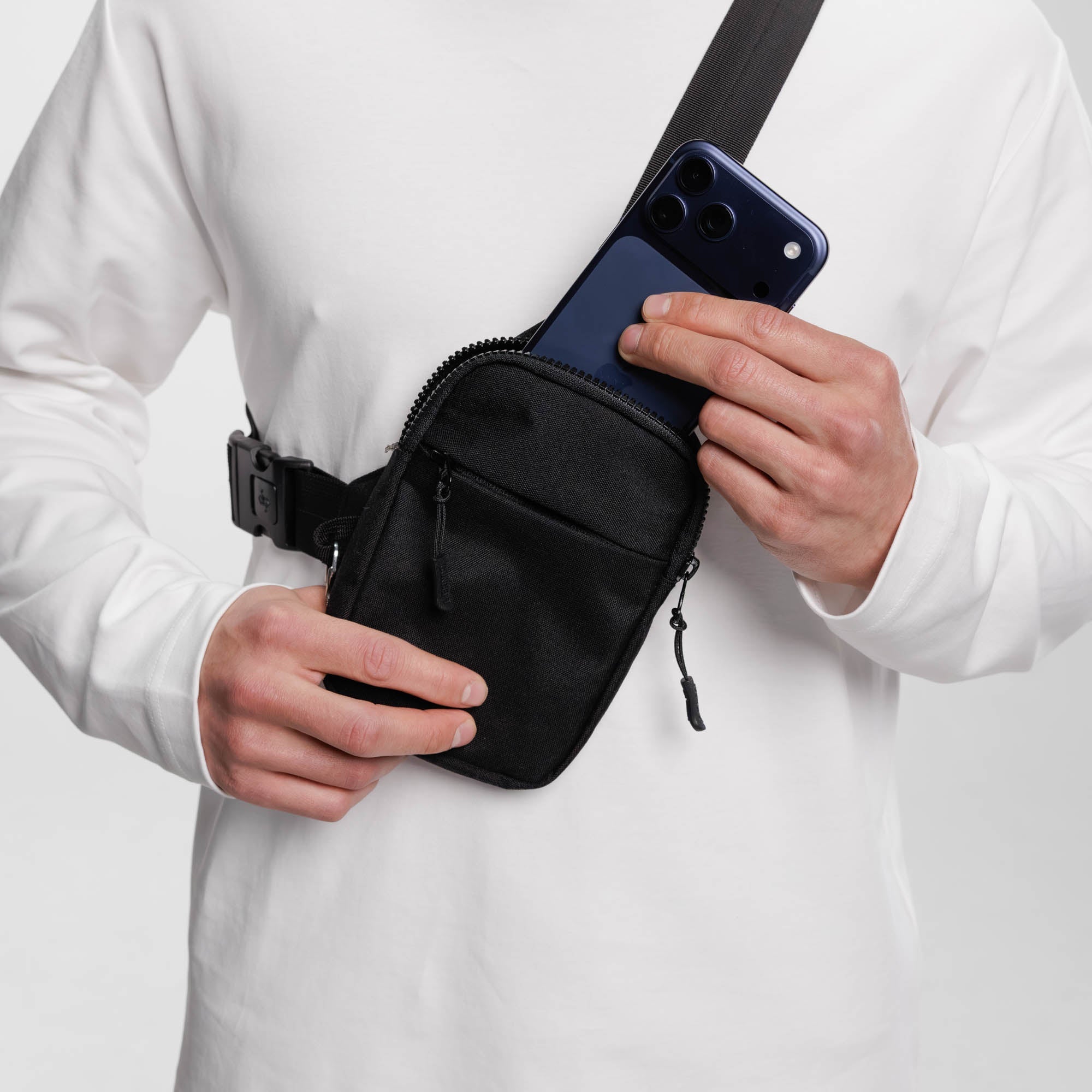 Travel Sling Bag 2.0