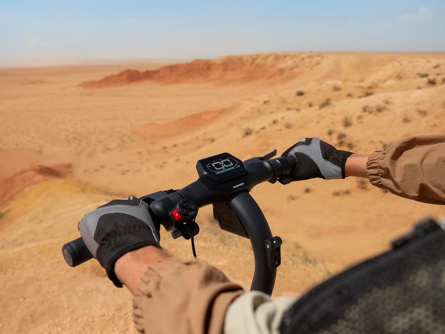 Segway-Ninebot ZT3 Pro D E-Scooter, bis zu 70 km Reichweite, 11 Zoll Offroad-Reifen, Vollfederung, Flash Charge, Apple Find My, faltbar, Schwarz**